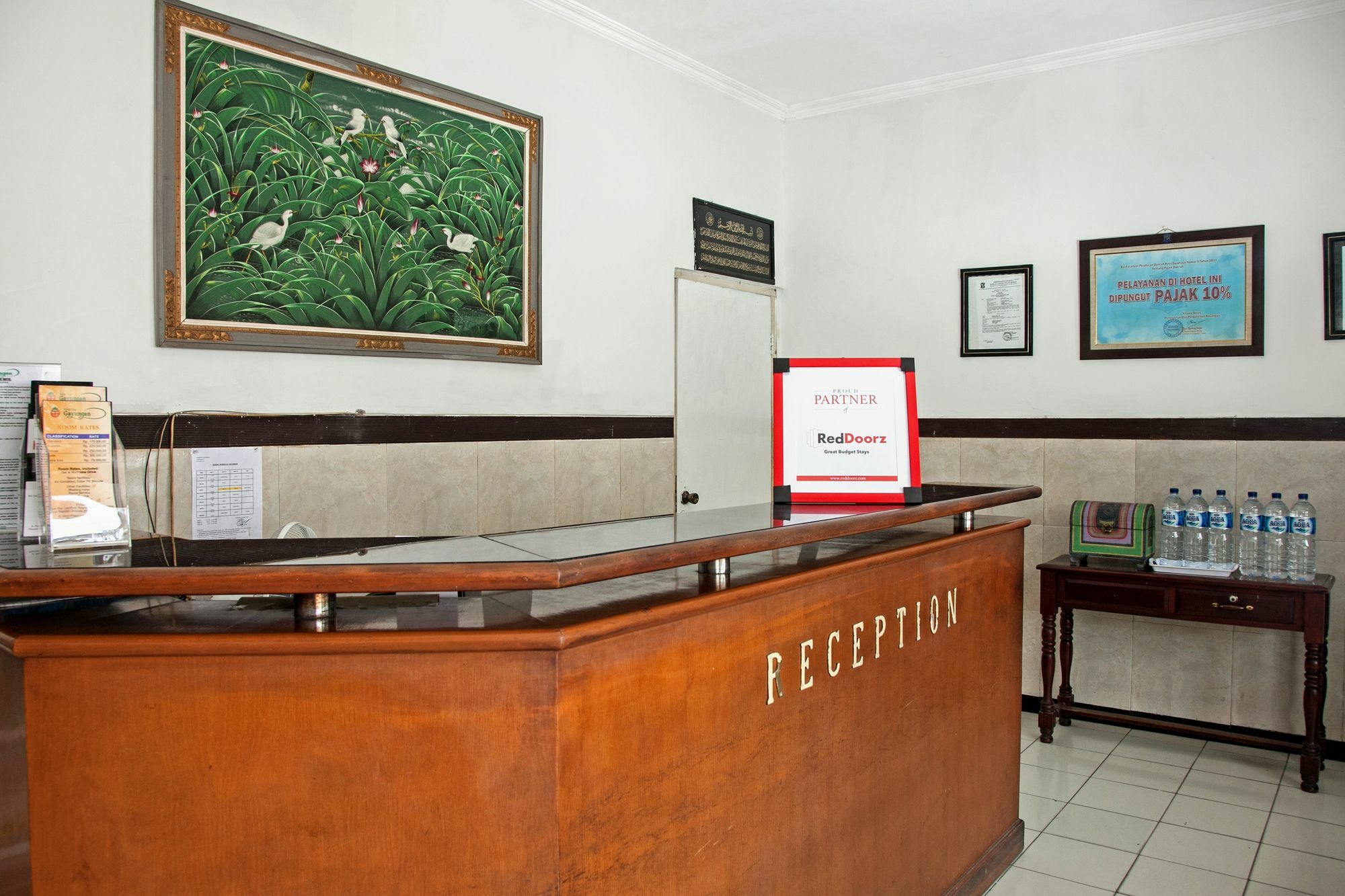 Reddoorz Near City Of Tomorrow Mall Surabaya Buitenkant foto